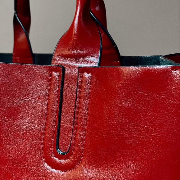 Red Tote Bag PU Leather with Shoulder Strap - Picture 4 of 9